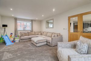 Lounge- click for photo gallery